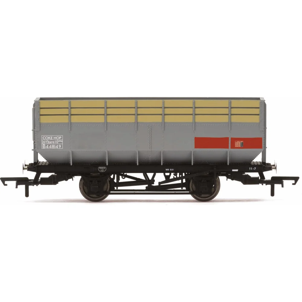 Hornby R6822A — Side Elevation by Hornby