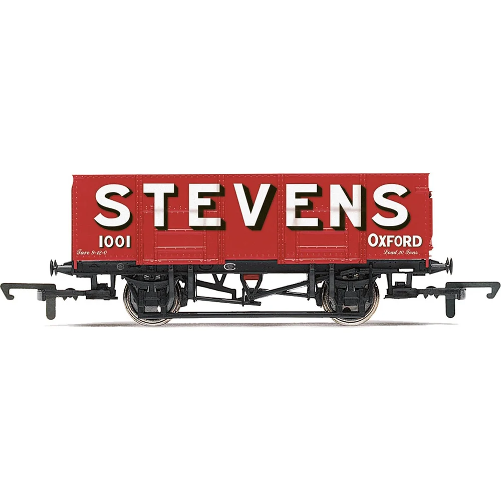 Hornby R6841 — Side Elevation by Hornby