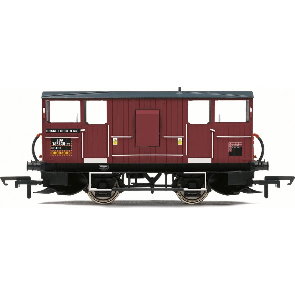 Hornby R6851 — Side Elevation by Hornby