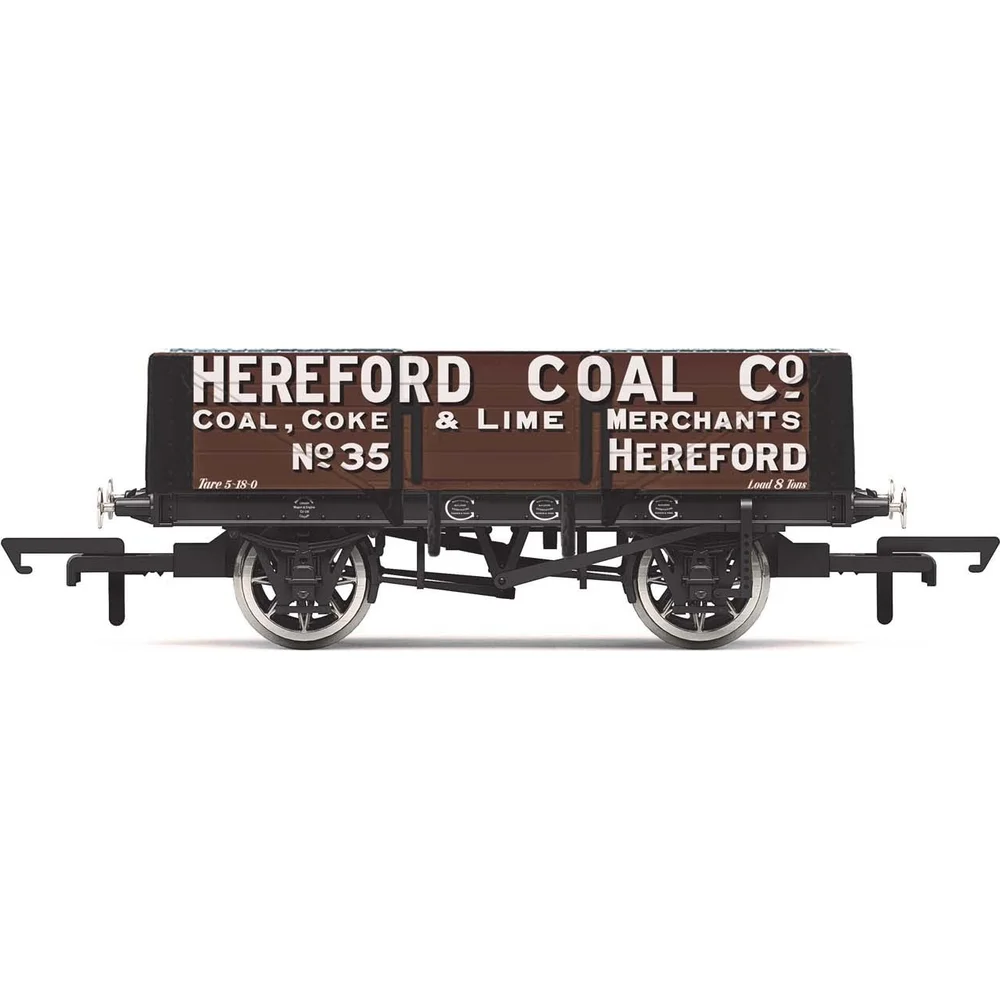 Hornby R6901 — Side Elevation by Hornby