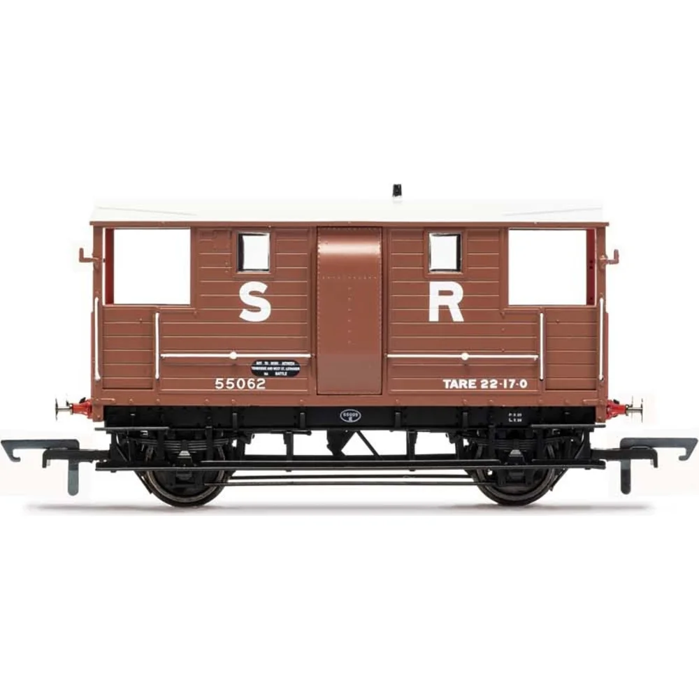 Hornby R6913 — Side Elevation by Hornby