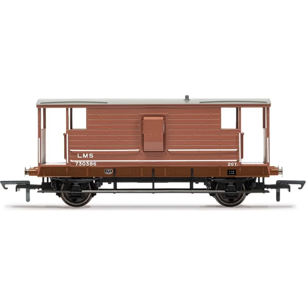 Hornby R6935 — Side Elevation by Hornby