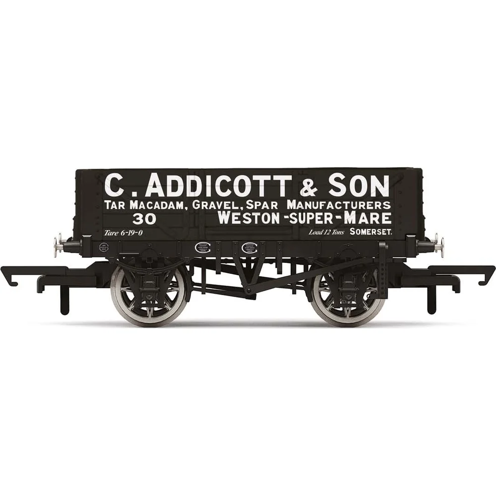 Hornby R6945 — Side Elevation by Hornby