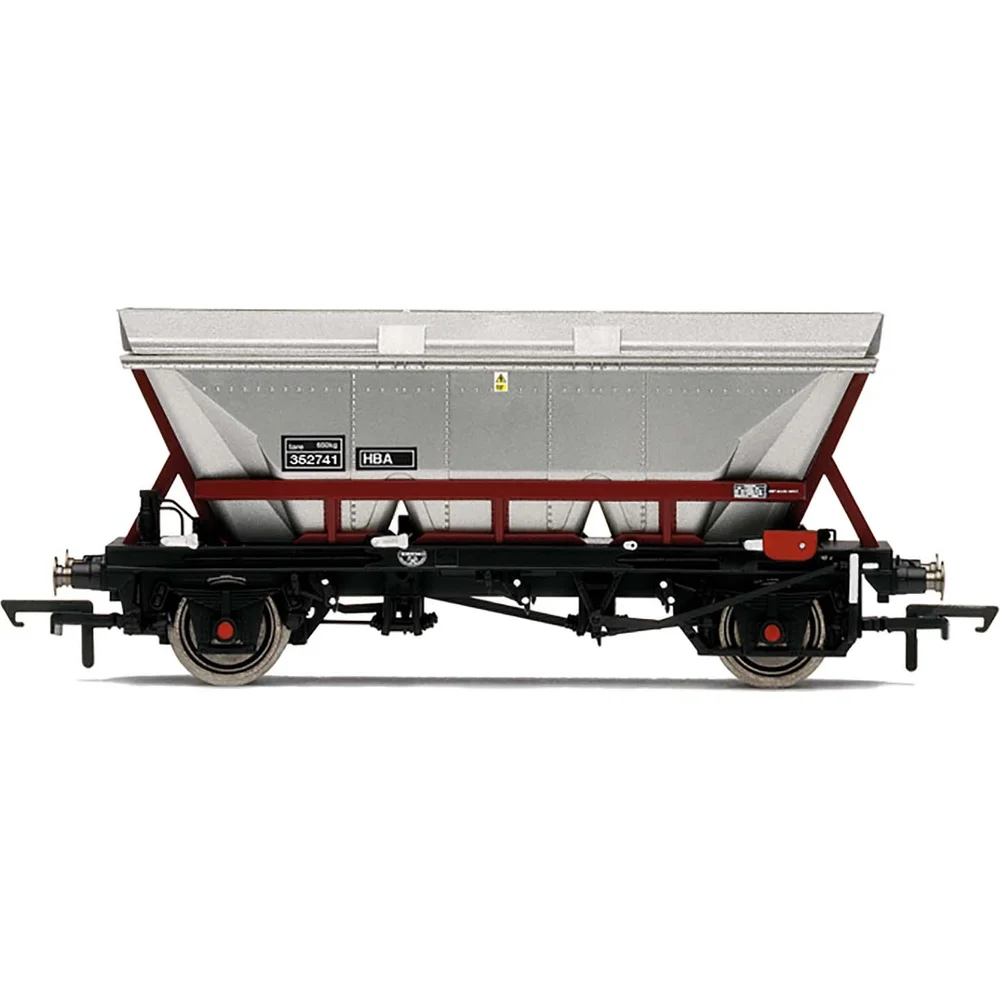 Hornby R6960 — Side Elevation by Hornby