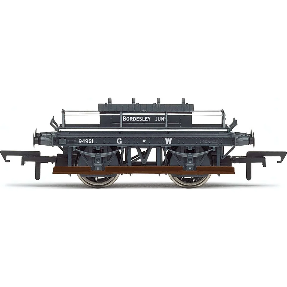 Hornby R6974 — Side Elevation by Hornby