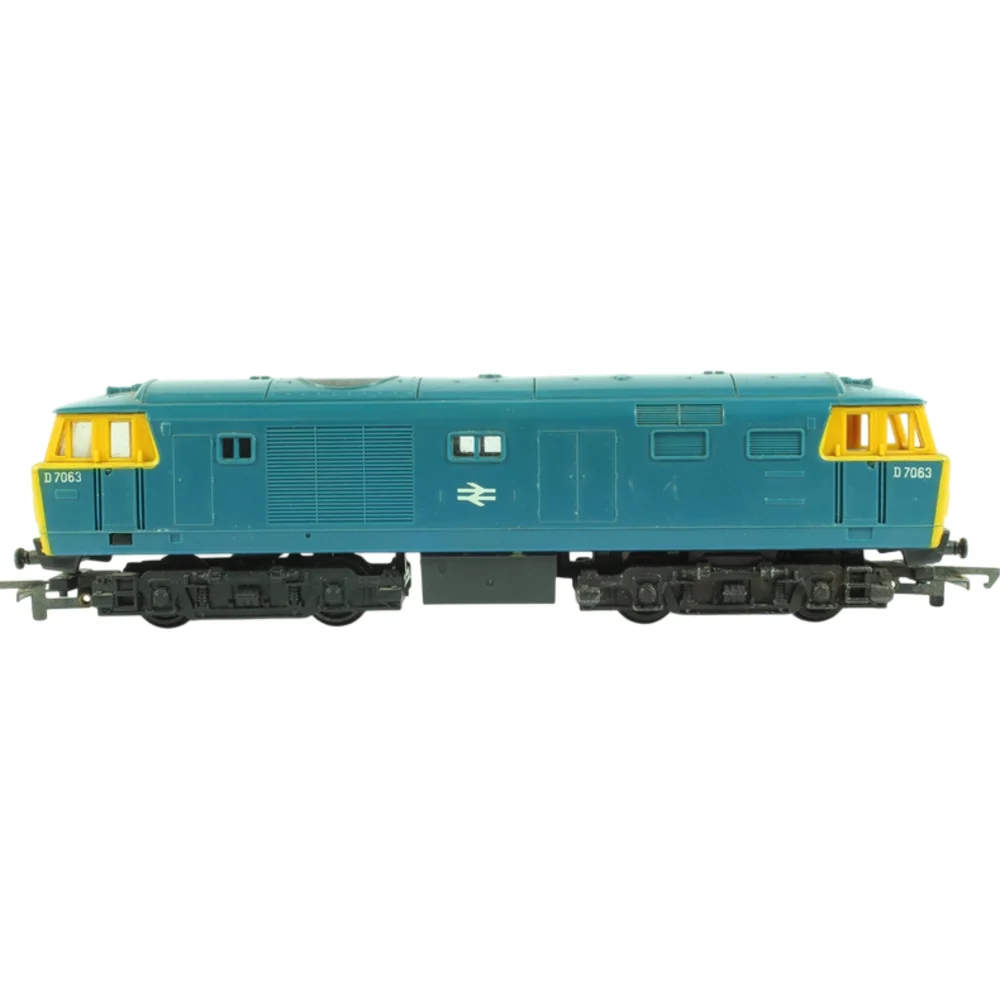Hornby R758 — Side Elevation Left Direction by Hornby