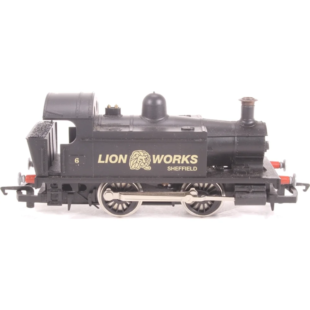 Hornby R795 — Side Elevation Right Direction by Hornby