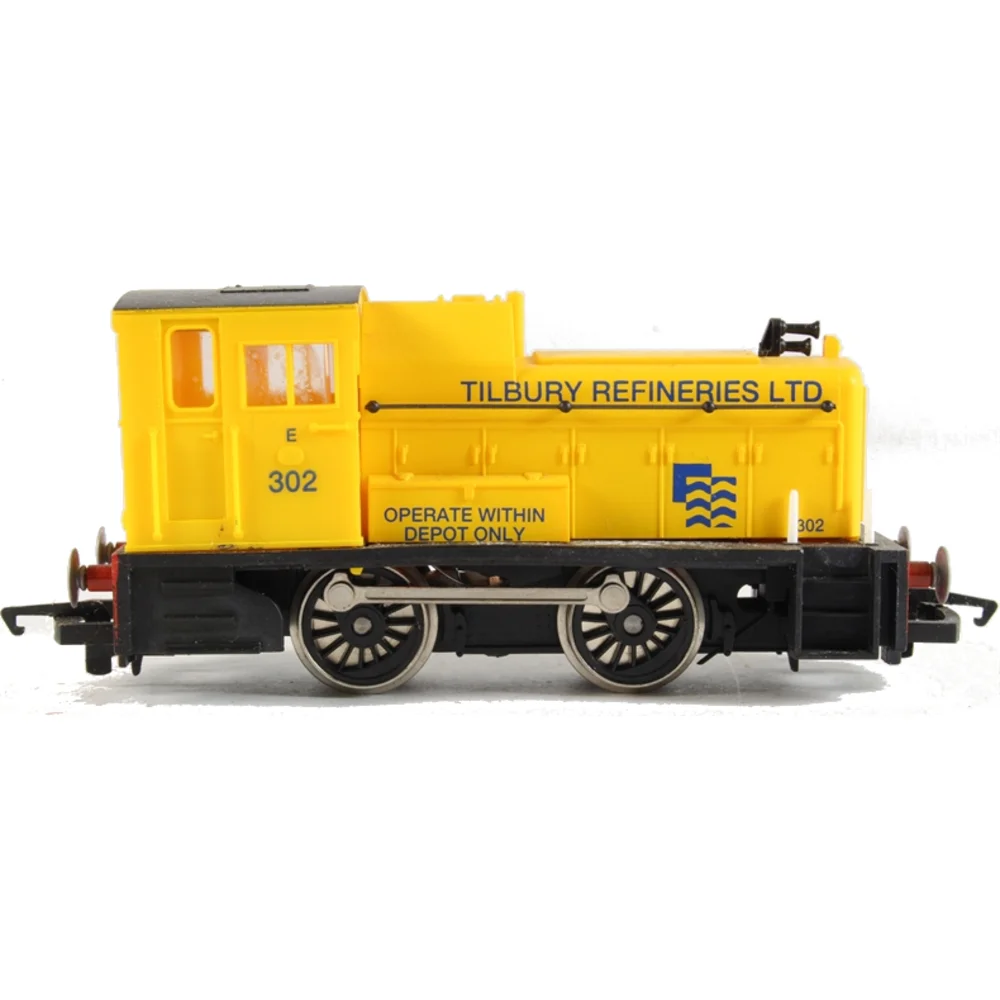 Hornby R801 — Side Elevation Right Direction by Hornby