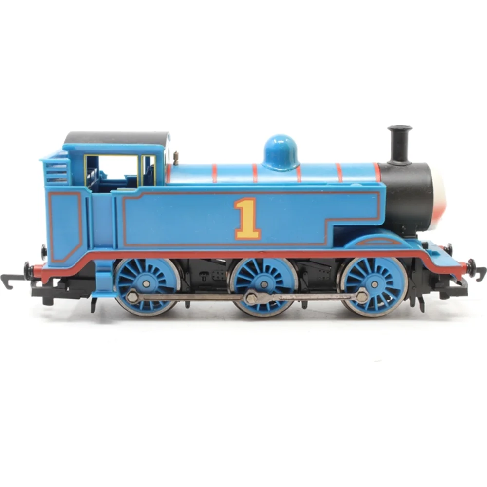 Hornby R9104 — Side Elevation Right Direction by Hornby