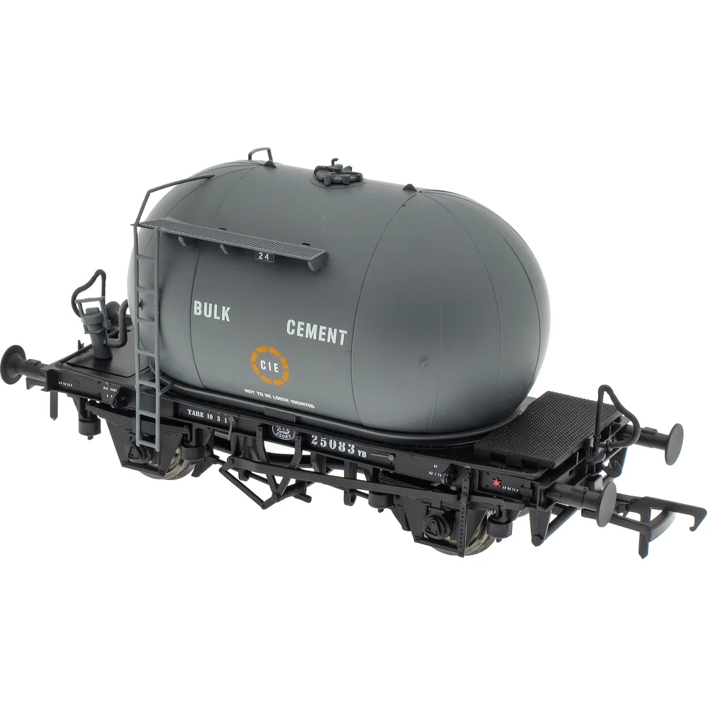 Irish Railway Models IRM1018I — Right Rear Three Quarter View by Irish Railway Models