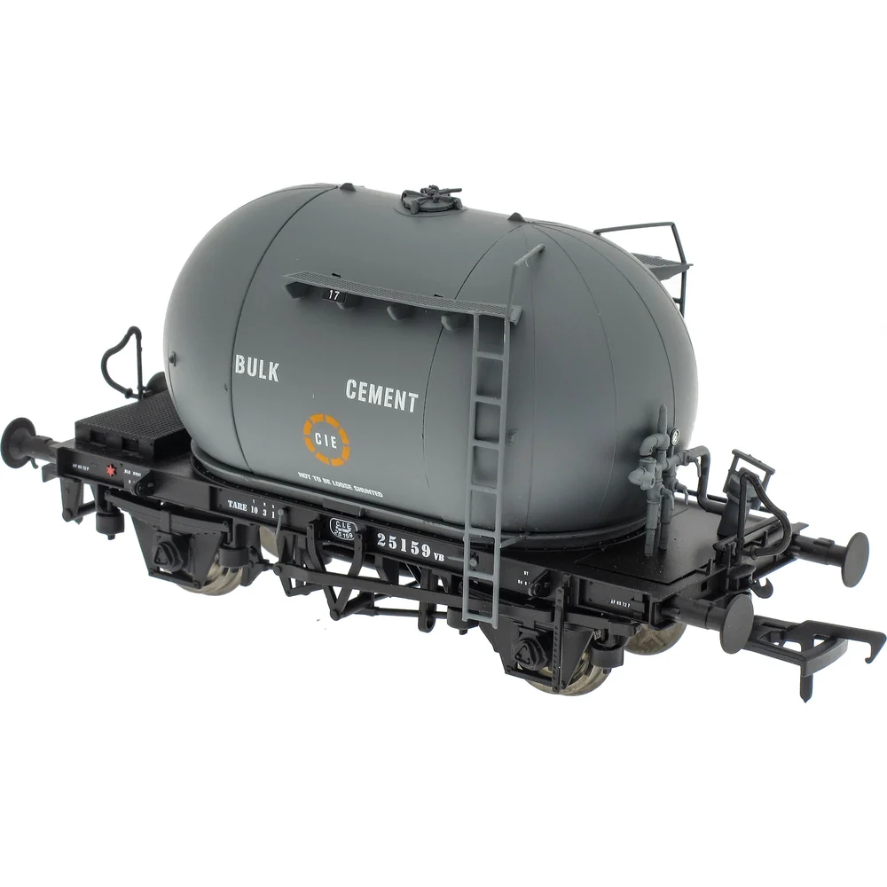 Irish Railway Models IRM1019J — Right Rear Three Quarter View by Irish Railway Models