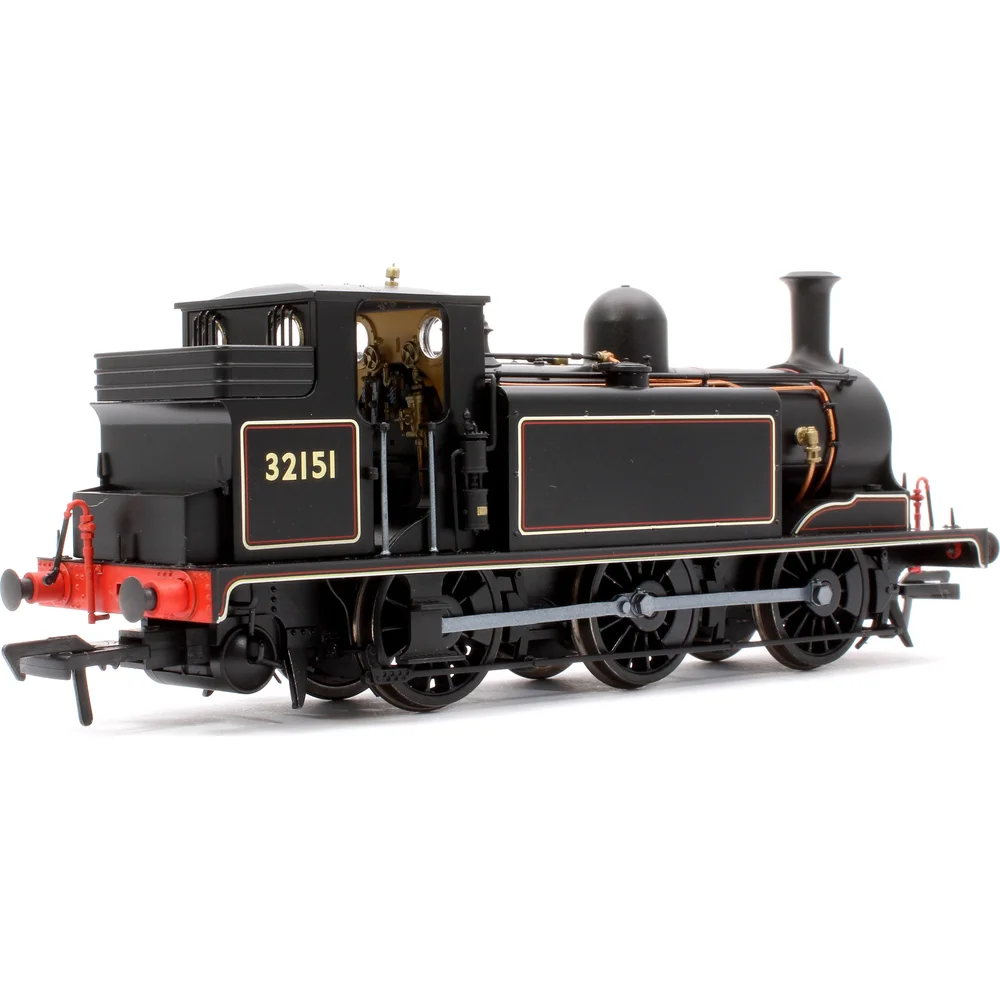 Rapido 936011 — Left Rear Three Quarter View by Rapido