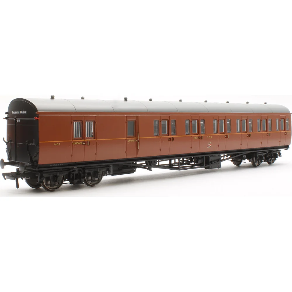 Rapido 946008 scale model of the Great Western Railway Collett B Set