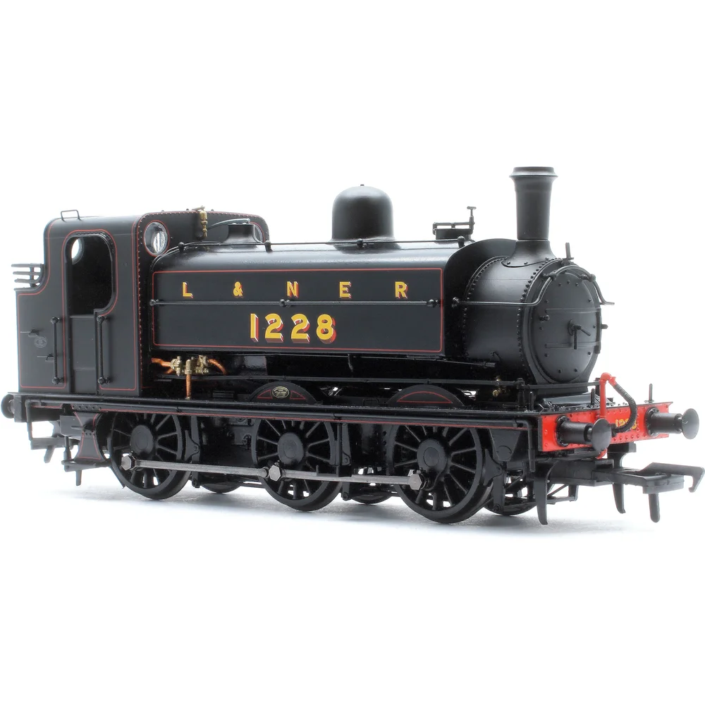Rapido 958003 — Right Front Three Quarter View by Rapido