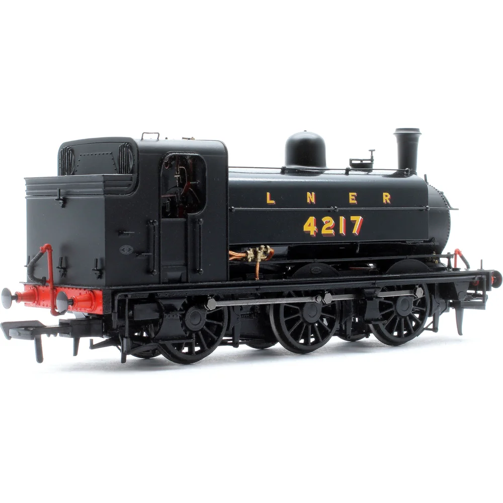 Rapido 958005 — Left Rear Three Quarter View by Rapido