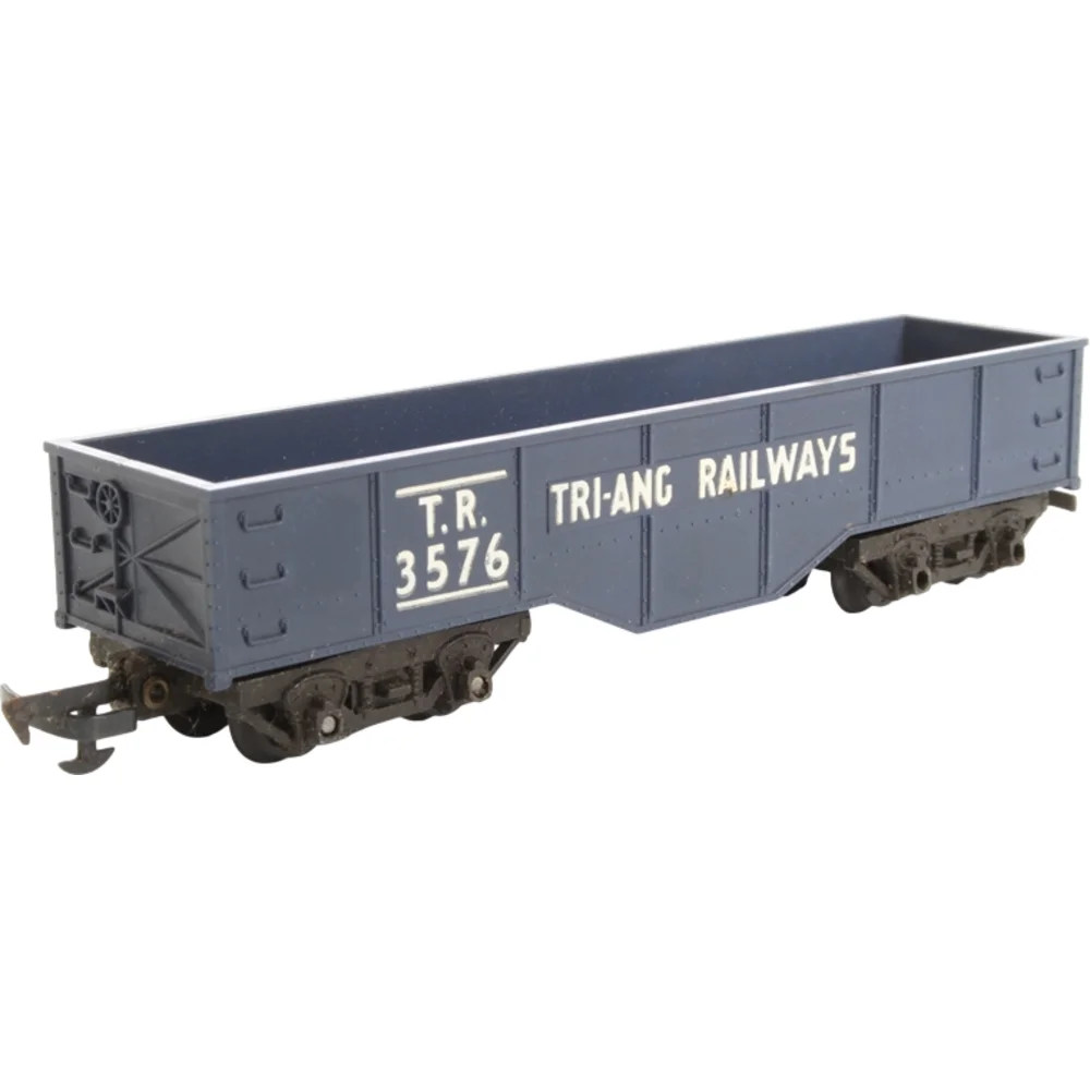 Freelance Transcontinental Gondola Tri-ang (Grey) — Left Front Three Quarter View by Tri-ang