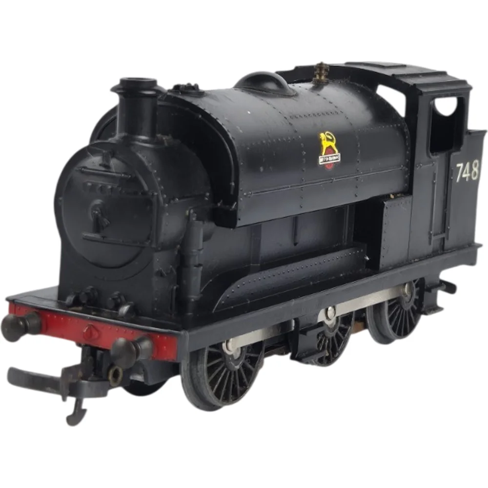 Tri-ang R.153 scale model of the South Eastern & Chatham Railway S