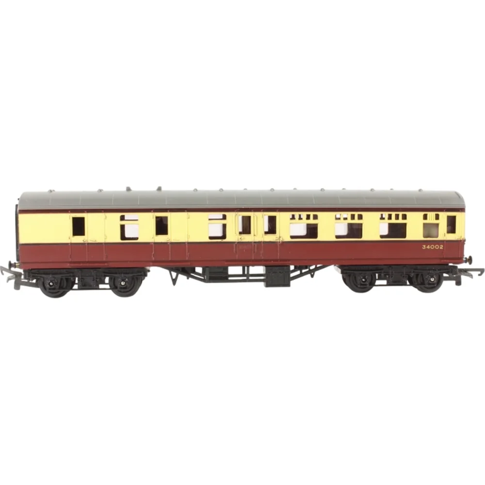 British Rail Mark 1 Brake Third, British Railways (Crimson & Cream) — Side Elevation Left Direction by Tri-ang